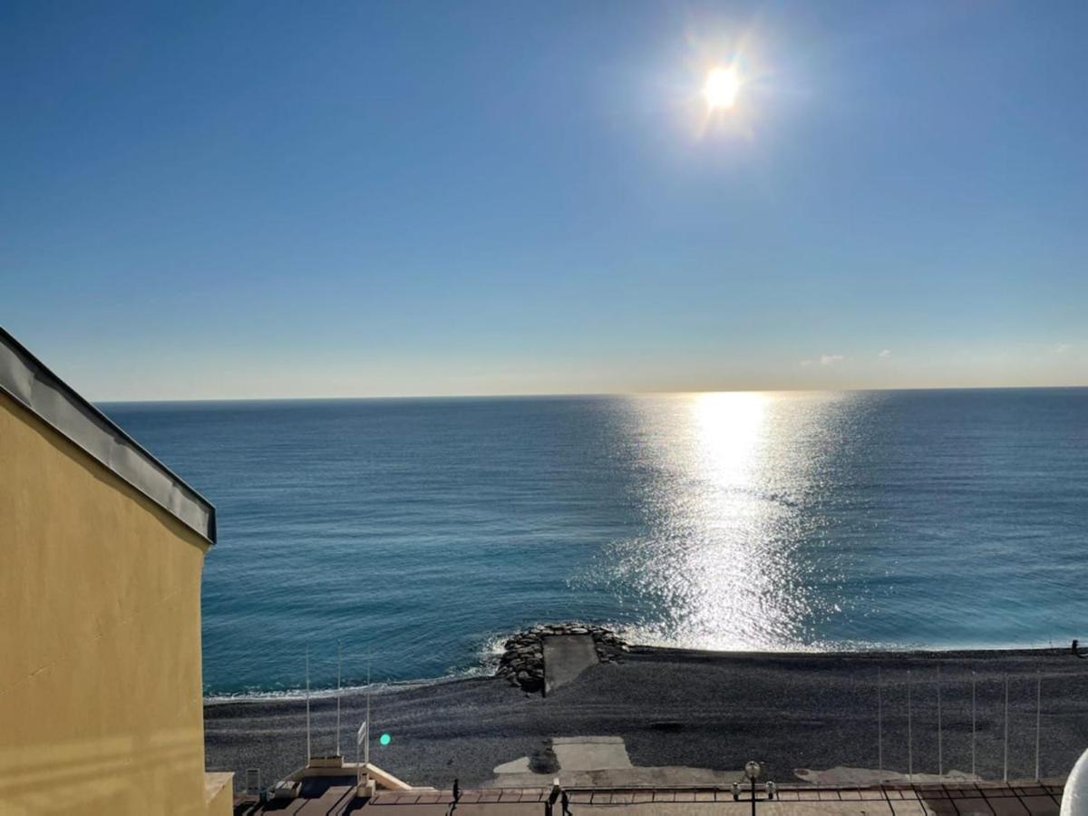Le Grand Bleu Apartment Nice Bagian luar foto